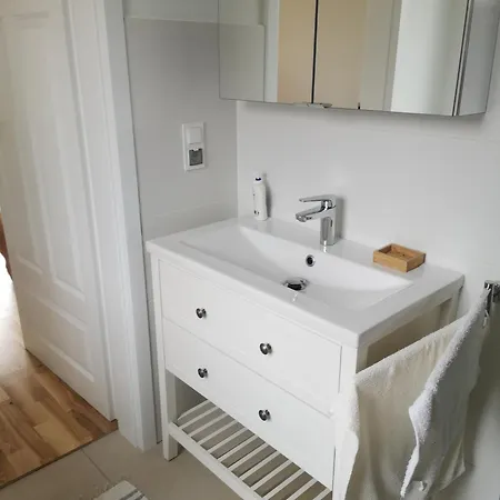 Dom Nad Jeziorem Z Prywatnym Pomostem I Linią Brzegową Orzysz