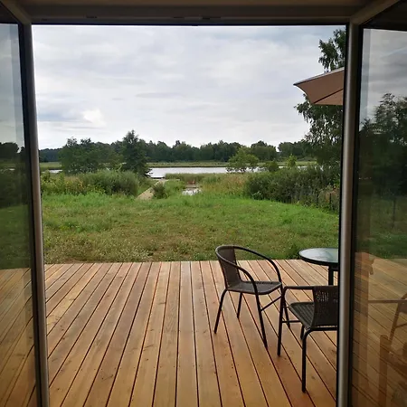 Dom Nad Jeziorem Z Prywatnym Pomostem I Linią Brzegową Willa