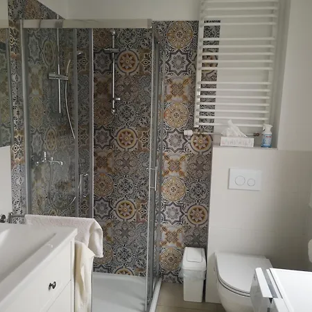 Willa Dom Nad Jeziorem Z Prywatnym Pomostem I Linią Brzegową