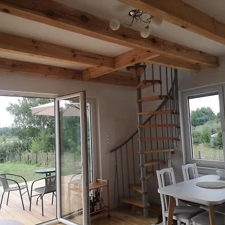 Dom Nad Jeziorem Z Prywatnym Pomostem I Linią Brzegową